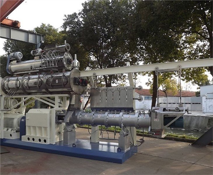 Twin screw extruder.pjg
